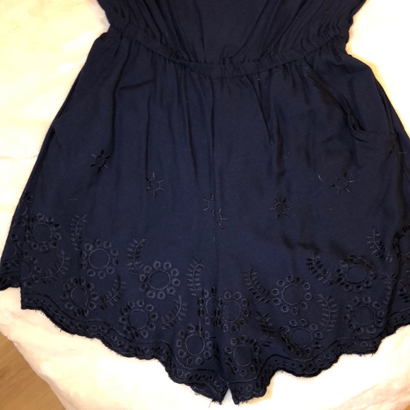 Romper - Picture 3 of 4